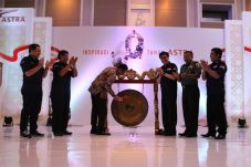 Rayakan HUT ke-60, Astra...