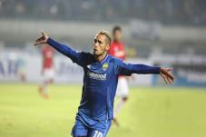 Demi Persib Bandung,...