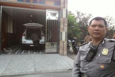 Penembakan Rumah di...