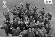 Lawan Thailand, Luis...
