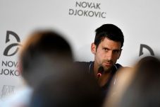 Resmi, Djokovic Mundur...