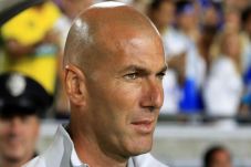 Zidane Akan Pertahankan...
