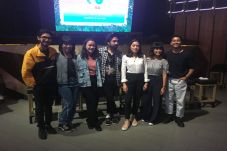 Tampilkan 70 Musisi...