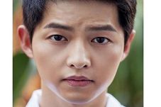 Waduh, Song Joong Ki...
