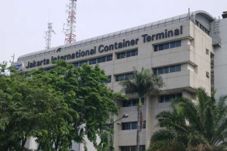 Direksi JICT Sesalkan...