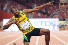 Karena Uang, Usain Bolt...