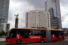 Cerita Pegawai Transjakarta,...