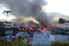 Pasar Koto Baru Terbakar,...