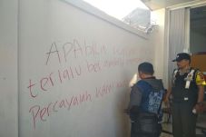 Gara-gara Perebutan...