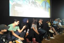 Sambangi Bandung, Artis...