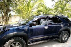 Kaca Mobil Dipecah,...