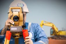Surveyor Indonesia Raih...