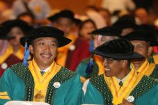 Angkat Studi Kasus Pengelolaan...