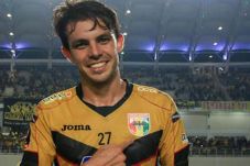 Gantikan Fernando Sales,...