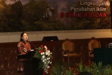 Menko PMK Prihatin Nasib...
