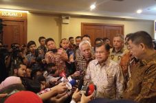 JK Buka Pameran Geothermal...