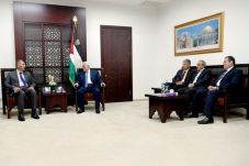 Delegasi Hamas Bertemu...