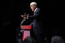 Ron Paul: Trump Tak...
