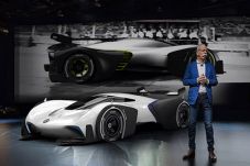 Mercedes Dynamic Racer,...
