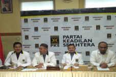 Pekan Depan PKS Laporkan...
