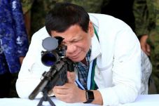 Duterte: Rudal China...