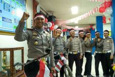 Asyik&hellip;Lahir 17...