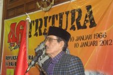 Basofi Sudirman Wafat,...