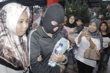 Ayu Novianti, Tersangka...