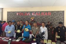 Bea Cukai dan BNN Gagalkan...