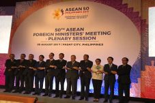 Menlu ASEAN Nyatakan...