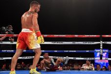 Arum Samakan Lomachenko...