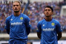 Raphael Maitimo dan...