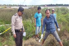 Didatangi Tamu Pukul...