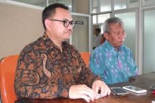 Maju Pilkada Jateng,...