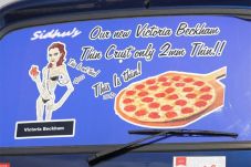 Iklan Pizza Bikin Victoria...