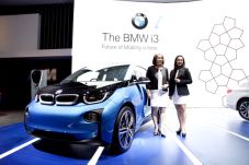 BMW Boyong Mobil Listrik...