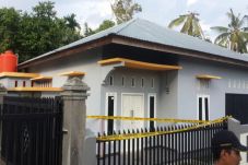 Densus Ringkus Dua Orang...