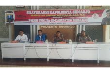Kapolresta Kumpulkan...