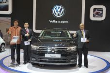New Volkswagen Tiguan...