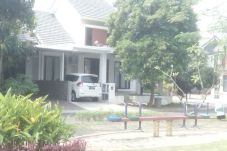 Saka Panji Trisno, Terduga...