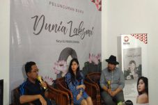 Personel Dewi Dewi,...