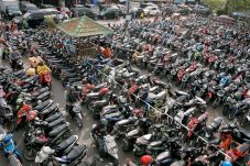 Dua Juta Lebih Kendaraan...