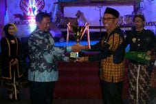 DIY Sabet Juara Umum...