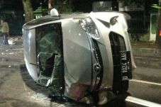 Terkejut Disalip Motor...