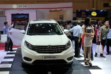 Penantang Baru Mobil...