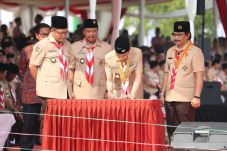 Menpora: Pramuka Harus...