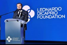 Leonardo Dicaprio Bintangi...
