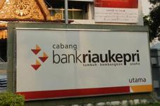 Laba Bank Riau Kepri...
