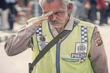 Netizen Heboh, Banpol...