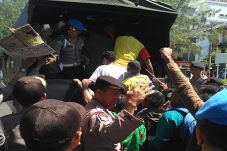 Massa Demo Papua Merdeka...